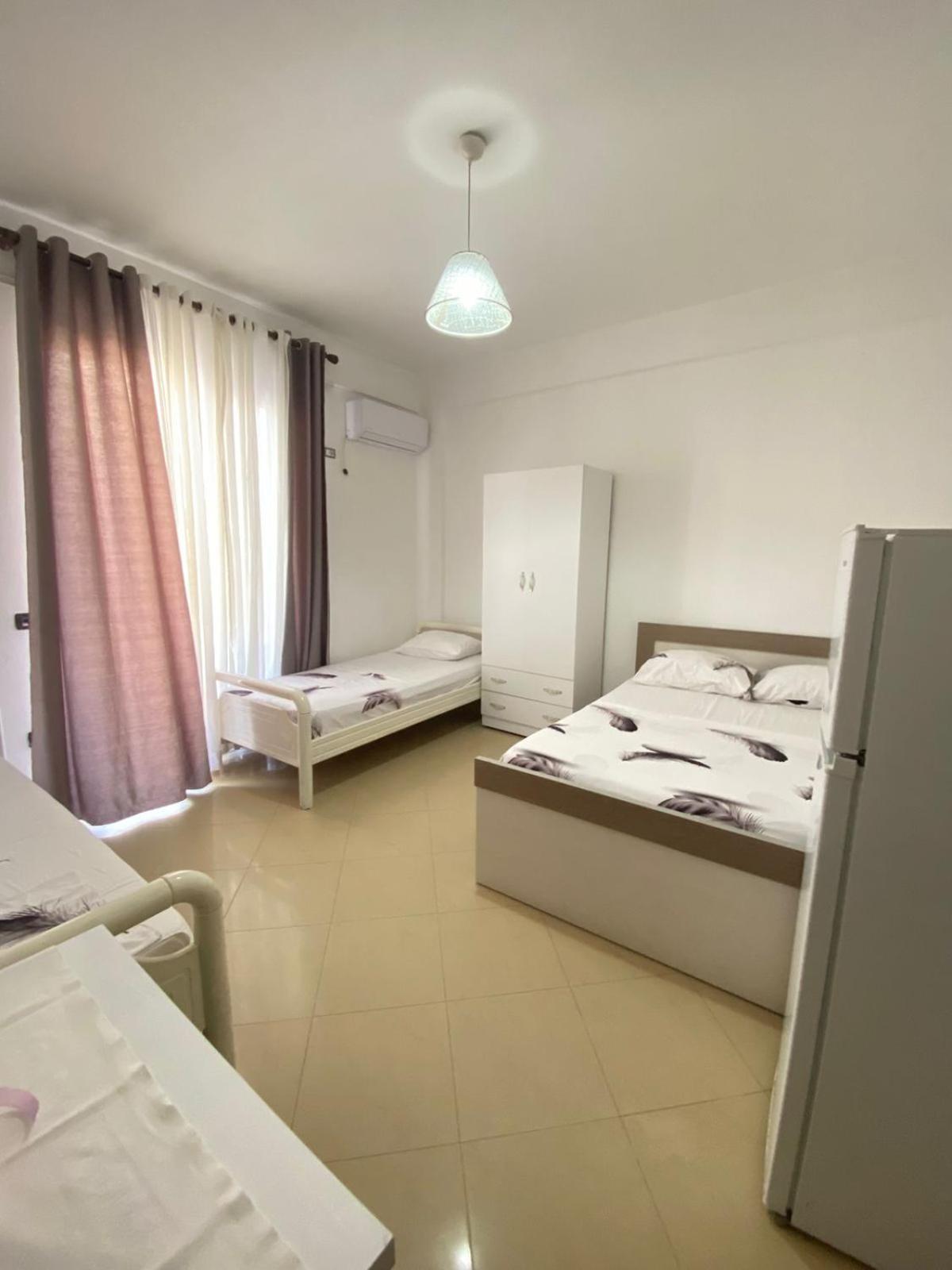 Marra'S Rooms Durres Exterior photo