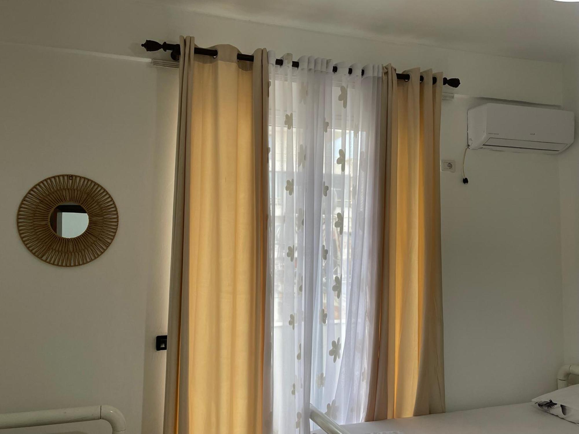 Marra'S Rooms Durres Exterior photo